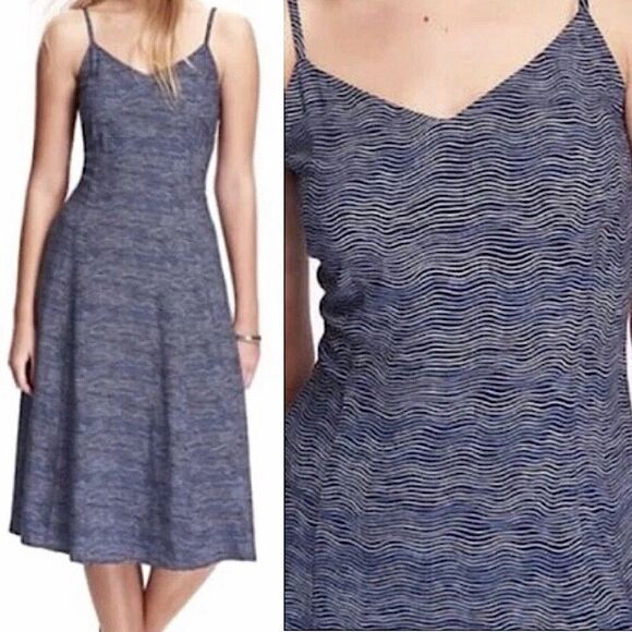 Old Navy blue wave Cami Midi slip Dress smocked back size L - Picture 1 of 12